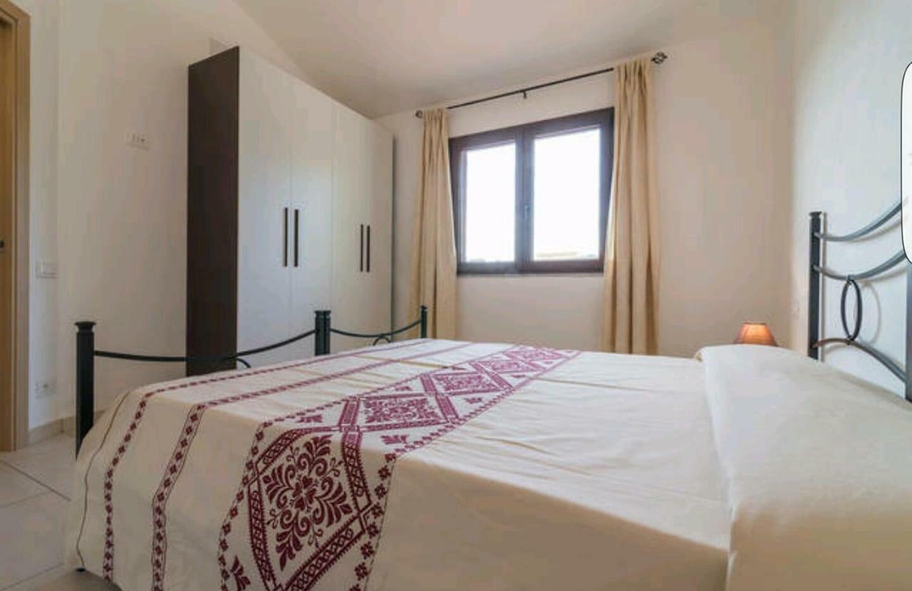 Bed and Breakfast Il Girasole Domus De Maria Exteriér fotografie