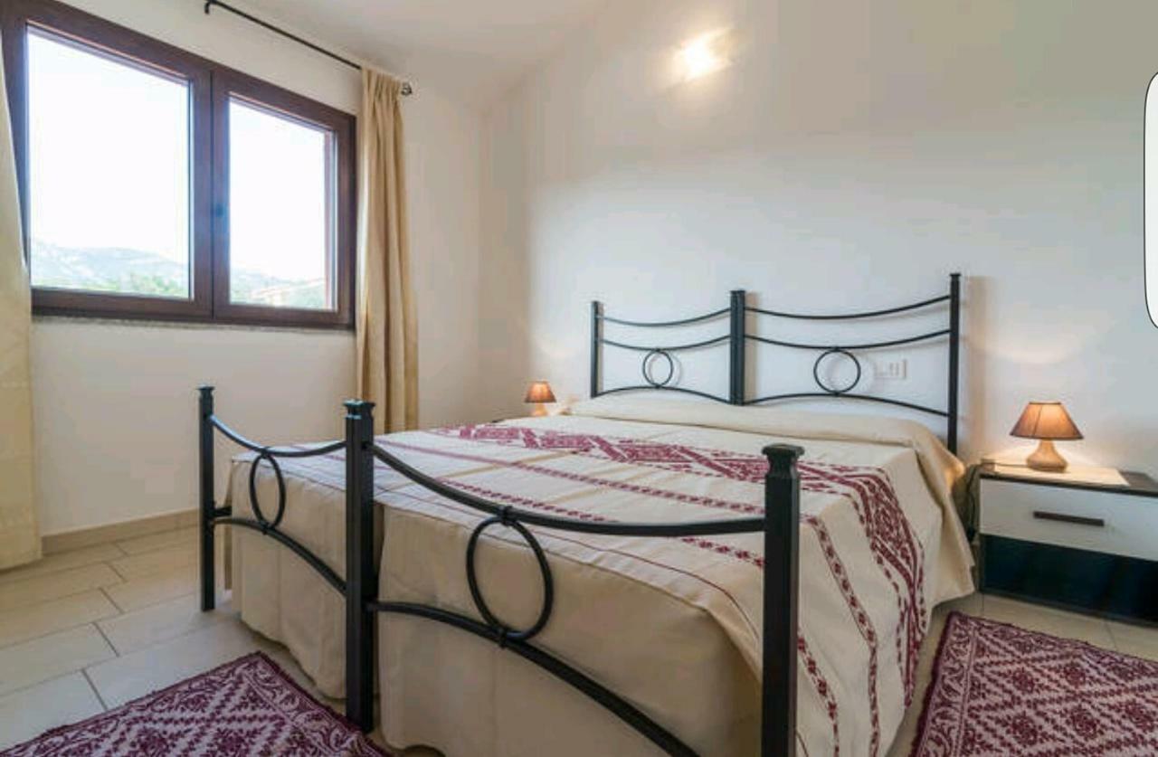 Bed and Breakfast Il Girasole Domus De Maria Exteriér fotografie